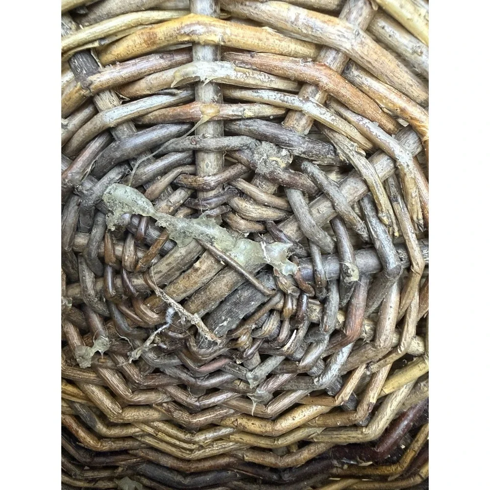 VTG Wicker Wall Basket Hanging Round Pocket Planter Rustic Decor Garden